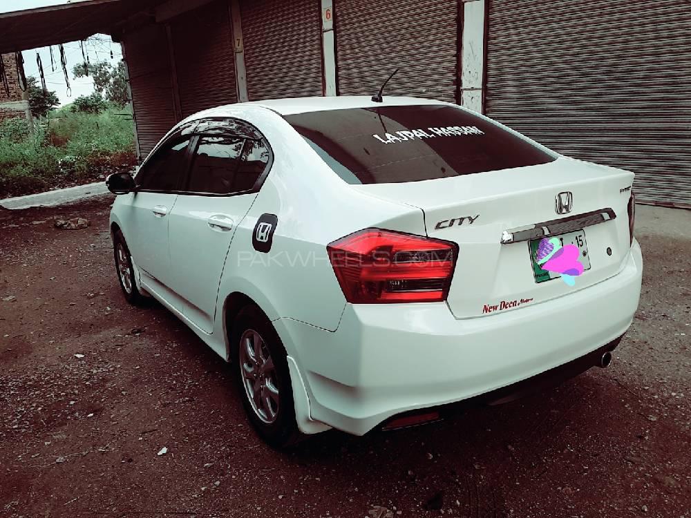 Honda City 2015 for Sale in Rawalpindi Honda City 2015 for Sale in Rawalpindi Image-8