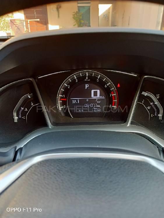 Honda Civic 2017 for Sale in Multan Honda Civic 2017 for Sale in Multan Image-6