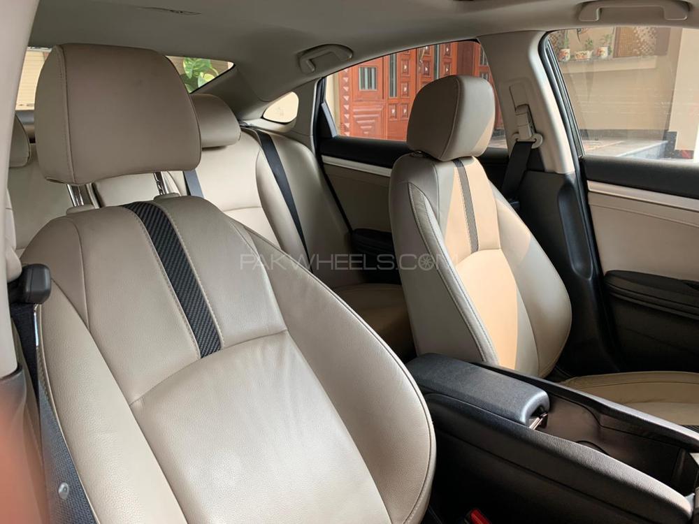 Honda Civic 2018 for Sale in Gujranwala Honda Civic 2018 for Sale in Gujranwala Image-3
