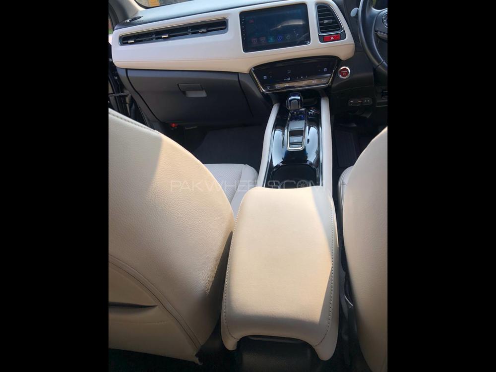 Honda Vezel 2015 for Sale in Islamabad Honda Vezel 2015 for Sale in Islamabad Image-8