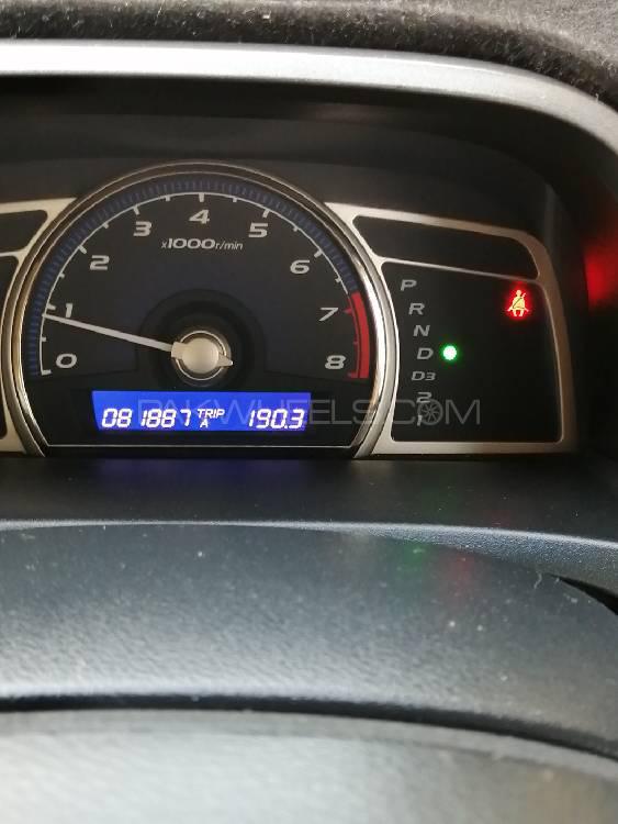 Honda Civic 2011 for Sale in Karachi Honda Civic 2011 for Sale in Karachi Image-10