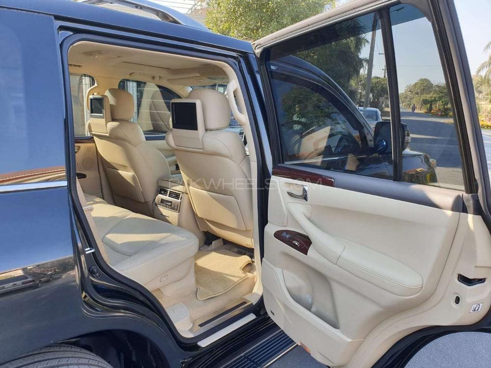 Lexus LX Series 2013 for Sale in Lahore Lexus LX Series 2013 for Sale in Lahore Image-10