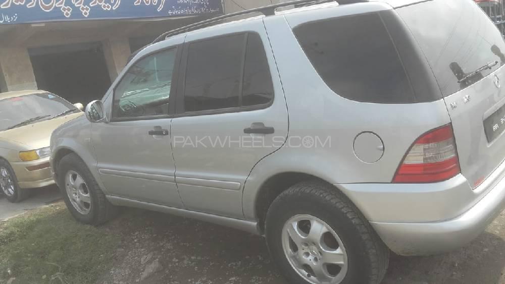 Mercedes Benz M Class 2002 for Sale in Mardan Mercedes Benz M Class 2002 for Sale in Mardan Image-2