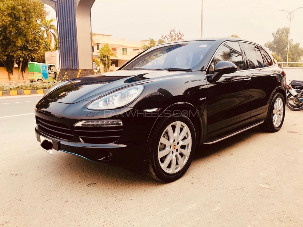 Porsche Cayenne 2013 for Sale in Lahore Porsche Cayenne 2013 for Sale in Lahore Image-9