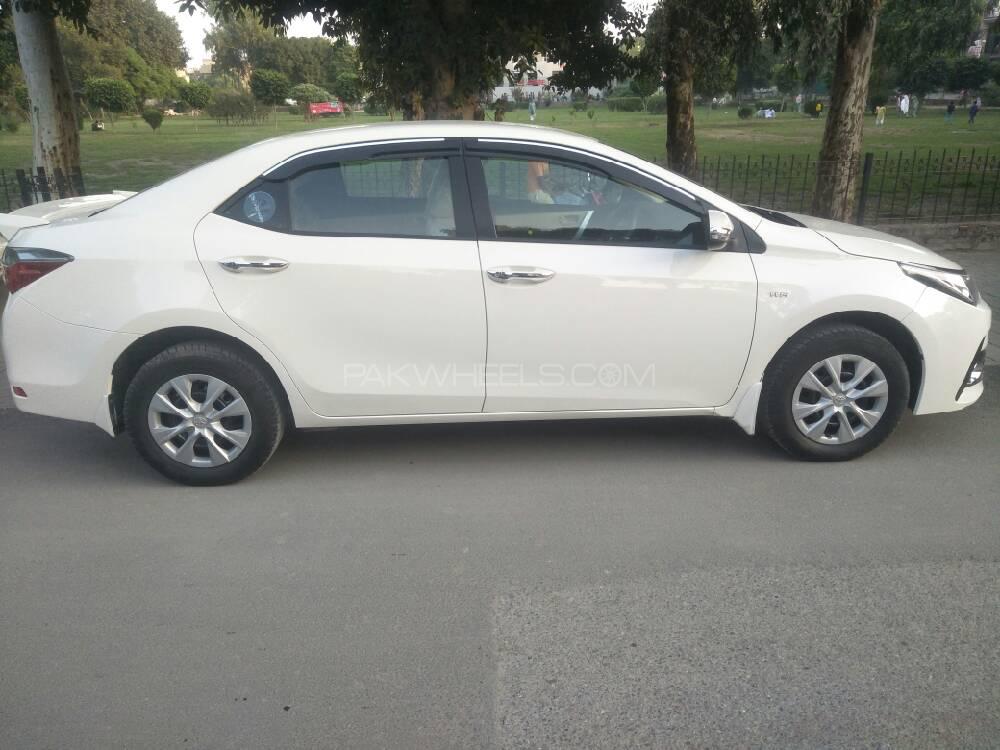 Toyota Corolla 2018 for Sale in Lahore Toyota Corolla 2018 for Sale in Lahore Image-4