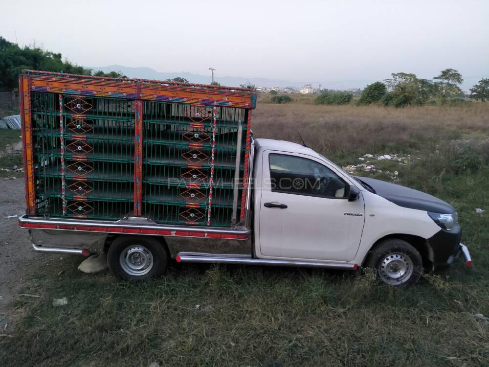 Toyota Hilux 2018 for Sale in Islamabad Toyota Hilux 2018 for Sale in Islamabad Image-4