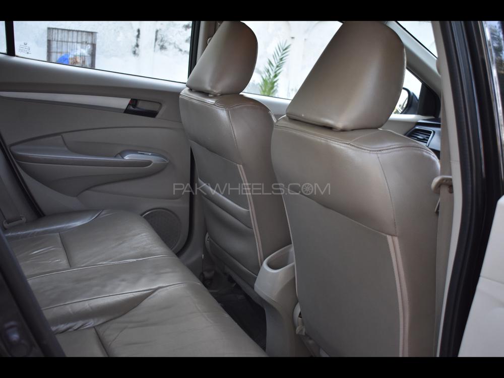 Honda City 2014 for Sale in Lahore Honda City 2014 for Sale in Lahore Image-19