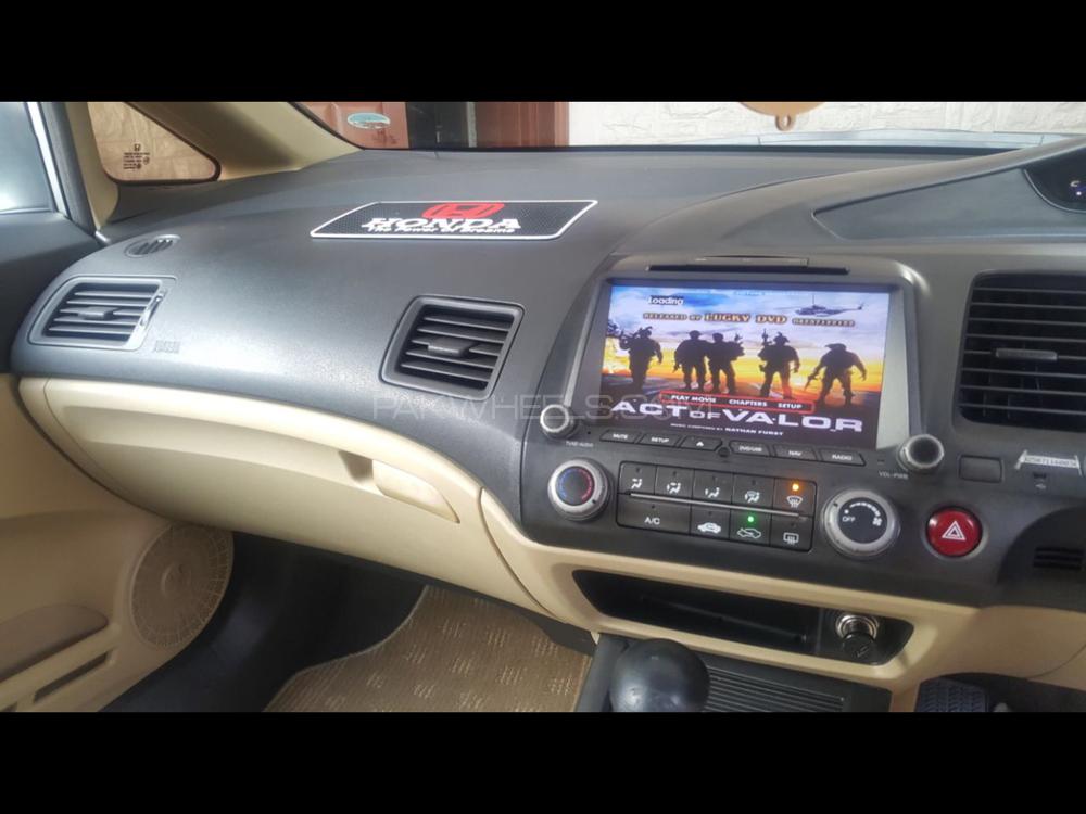 Honda Civic 2011 for Sale in Multan Honda Civic 2011 for Sale in Multan Image-5