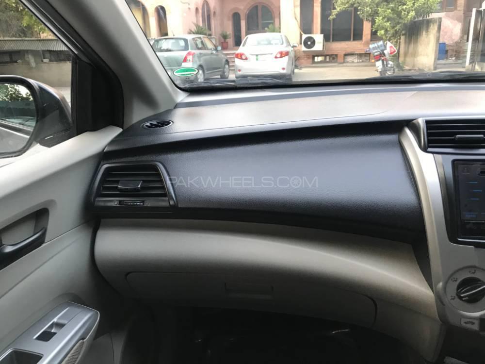 Honda City 2017 for Sale in Lahore Honda City 2017 for Sale in Lahore Image-13