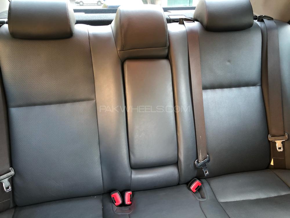 Toyota Camry 2011 for Sale in Lahore Toyota Camry 2011 for Sale in Lahore Image-13