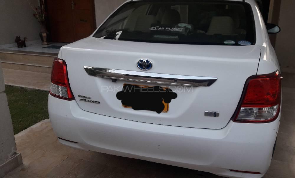 Toyota Corolla Axio 2014 for Sale in Karachi Toyota Corolla Axio 2014 for Sale in Karachi Image-2