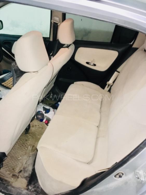 Toyota Vitz 2000 for Sale in Peshawar Toyota Vitz 2000 for Sale in Peshawar Image-6