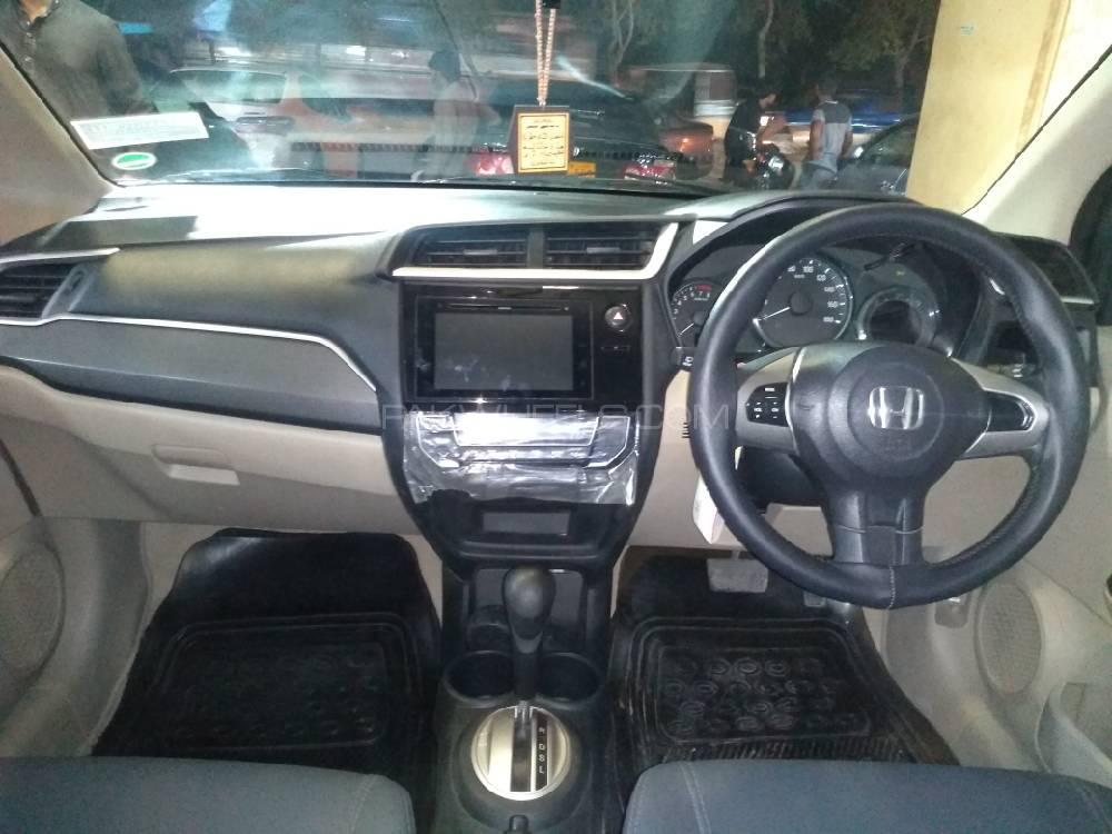 Honda BR-V 2017 for Sale in Karachi Honda BR-V 2017 for Sale in Karachi Image-8