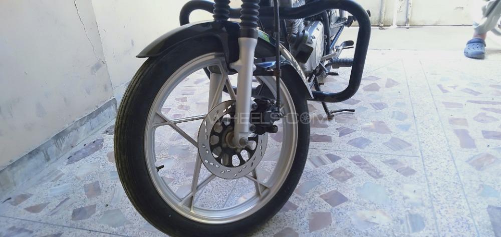 Suzuki GS 150 SE 2017 for Sale Suzuki GS 150 SE 2017 for Sale Image-11