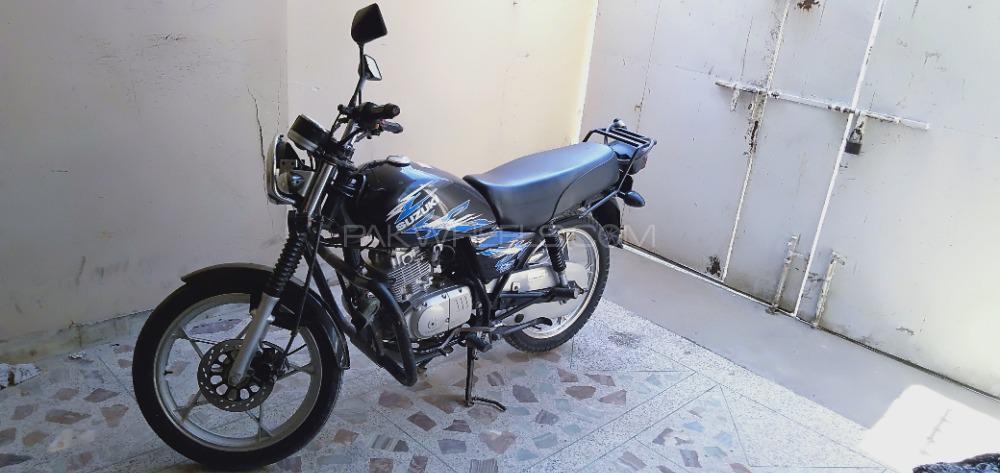 Suzuki GS 150 SE 2017 for Sale Suzuki GS 150 SE 2017 for Sale Image-13