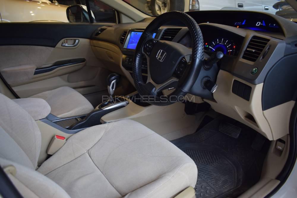 Honda Civic 2013 for Sale in Peshawar Honda Civic 2013 for Sale in Peshawar Image-6