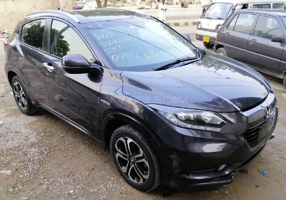 Honda Vezel 2014 for Sale in Karachi Honda Vezel 2014 for Sale in Karachi Image-2