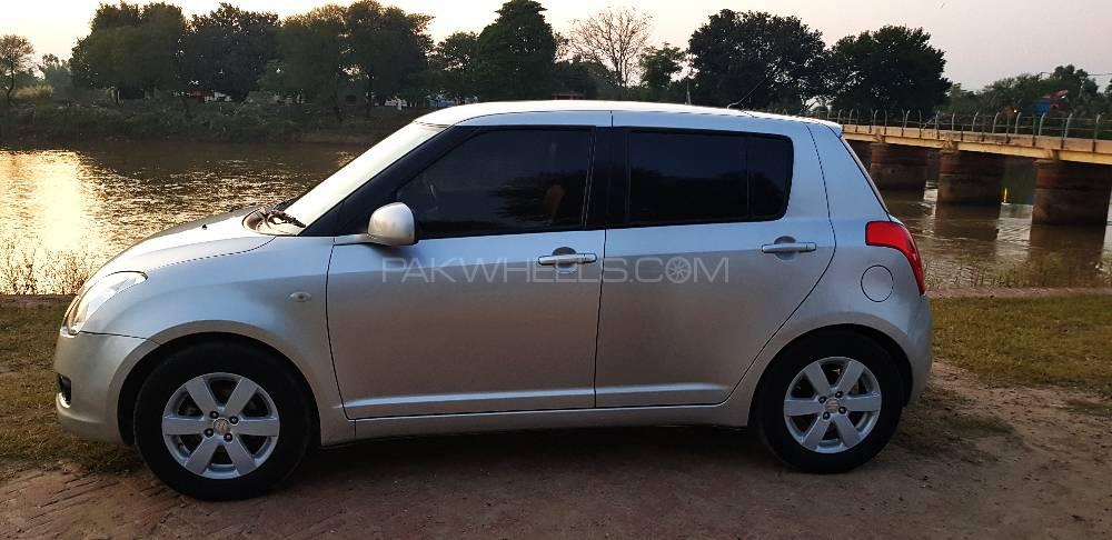 Suzuki Swift 2014 for Sale in Jhelum Suzuki Swift 2014 for Sale in Jhelum Image-3