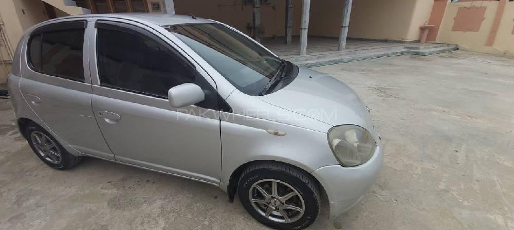 Toyota Vitz 2000 for Sale in Mardan Toyota Vitz 2000 for Sale in Mardan Image-2