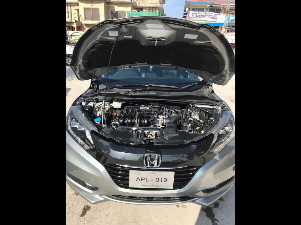 Honda Vezel 2015 for Sale in Abbottabad Honda Vezel 2015 for Sale in Abbottabad Image-11