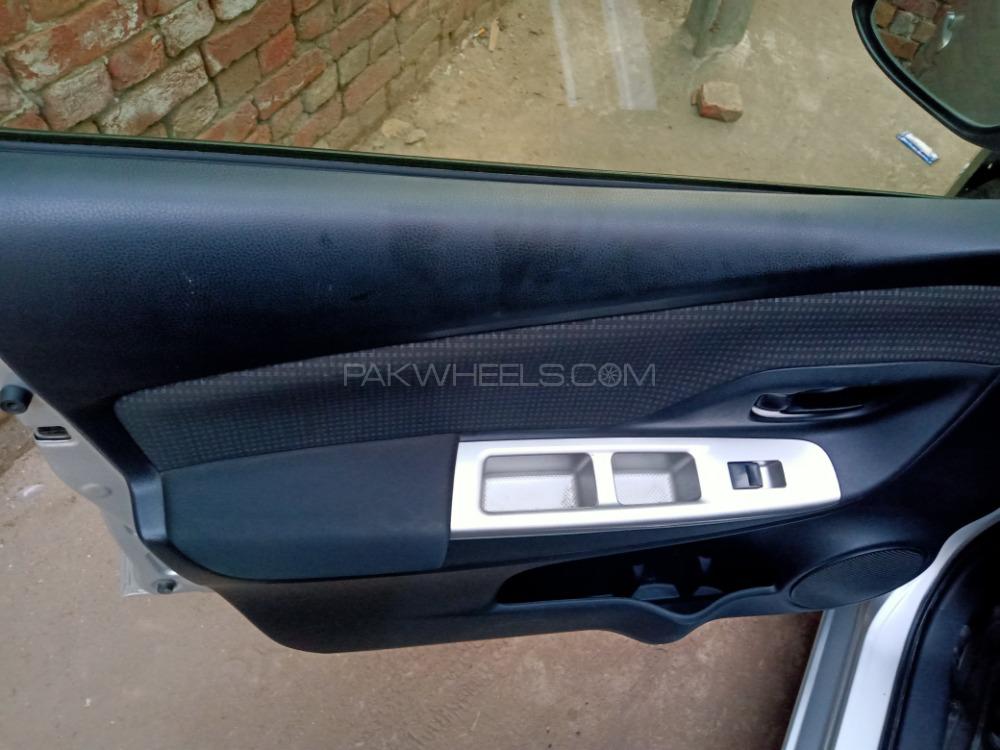 Toyota Vitz 2014 for Sale in Lahore Toyota Vitz 2014 for Sale in Lahore Image-5
