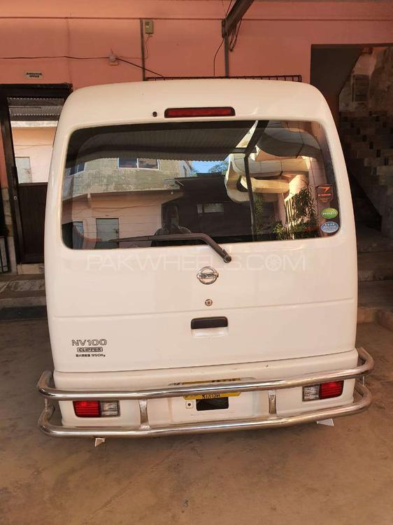نسان کلپر 2010 for Sale in لاہور نسان کلپر 2010 for Sale in لاہور Image-8
