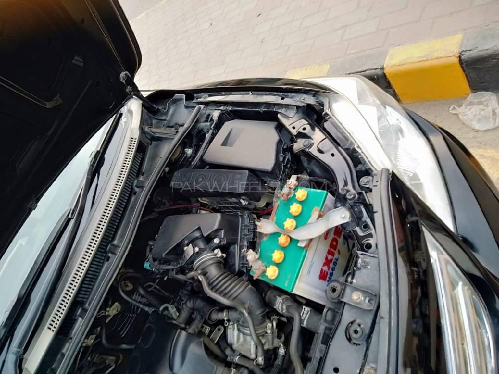 Toyota Corolla 2014 for Sale in Lahore Toyota Corolla 2014 for Sale in Lahore Image-10