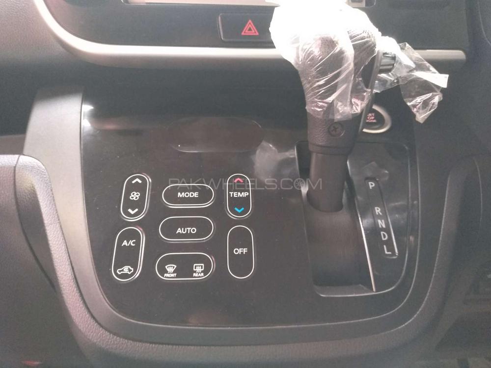 Nissan Roox 2015 for Sale in Karachi Nissan Roox 2015 for Sale in Karachi Image-8