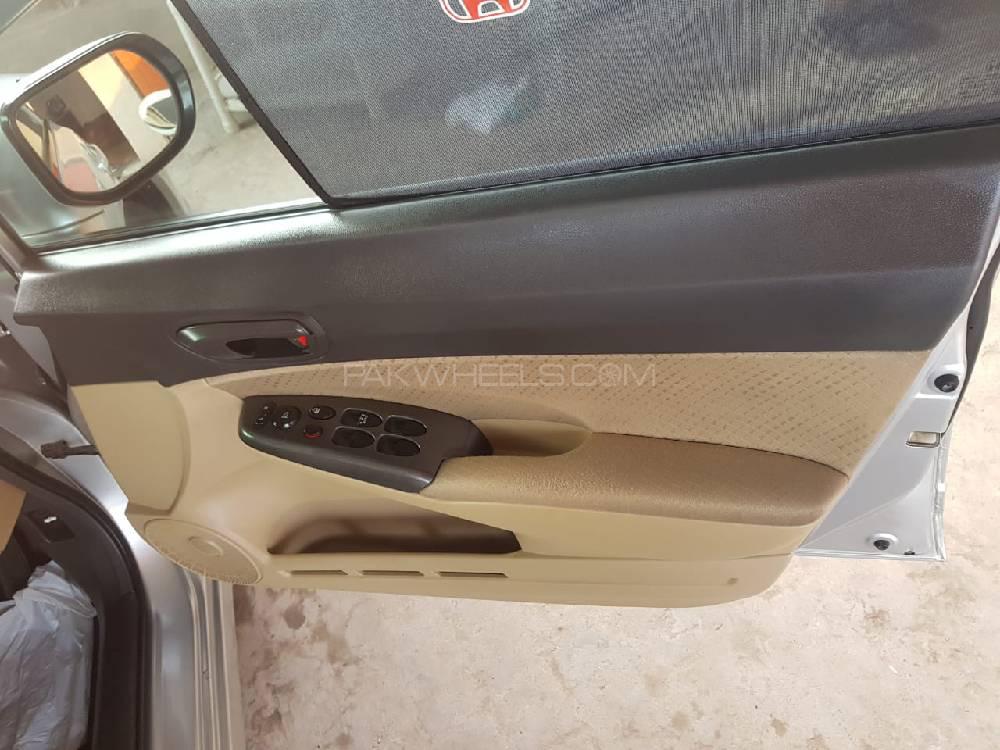 Honda Civic 2011 for Sale in Jaranwala Honda Civic 2011 for Sale in Jaranwala Image-4