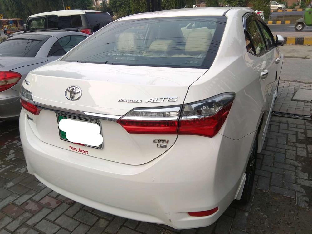 Toyota Corolla 2018 for Sale in Lahore Toyota Corolla 2018 for Sale in Lahore Image-16