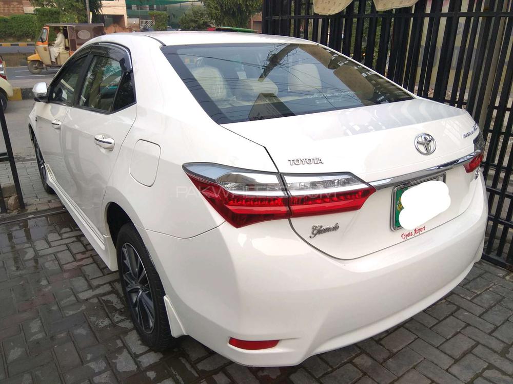 Toyota Corolla 2018 for Sale in Lahore Toyota Corolla 2018 for Sale in Lahore Image-17