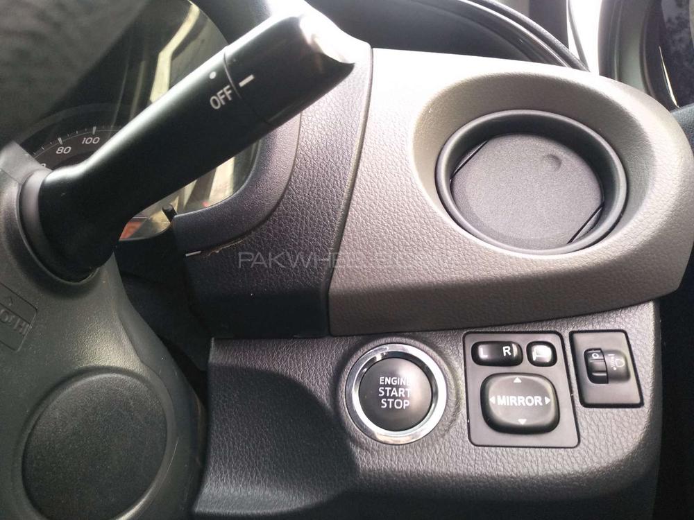 Toyota Vitz 2014 for Sale in Karachi Toyota Vitz 2014 for Sale in Karachi Image-15