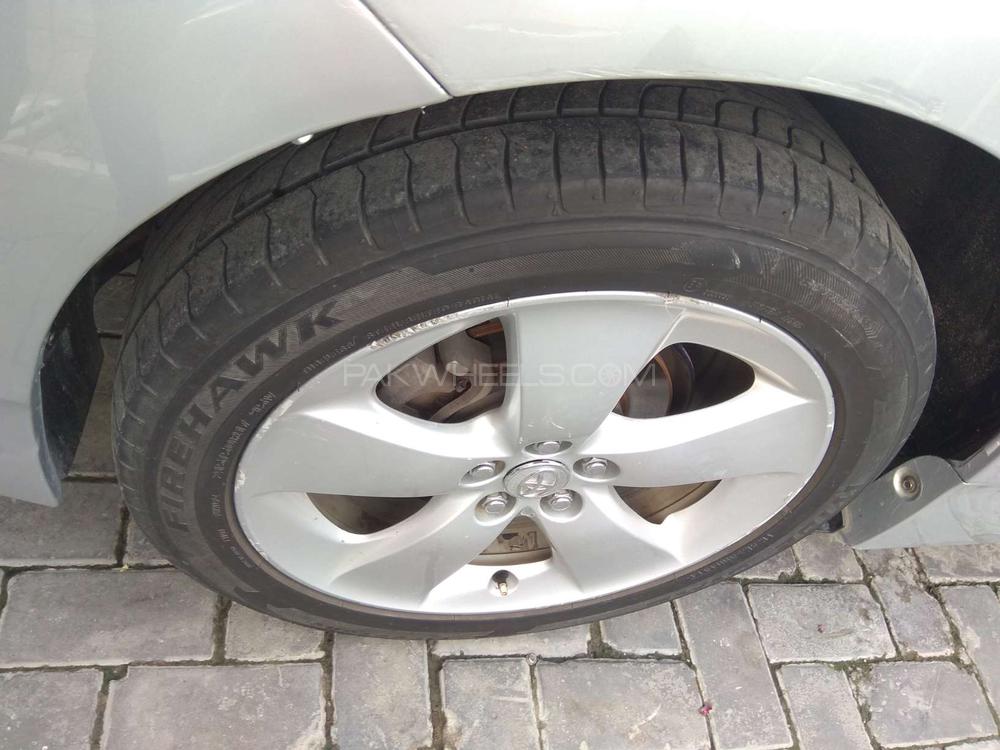 Toyota Prius 2013 for Sale in Lahore Toyota Prius 2013 for Sale in Lahore Image-12