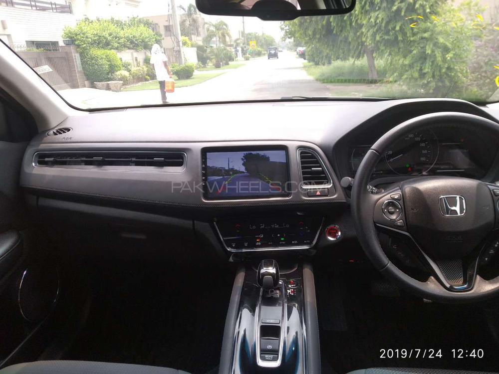 Honda Vezel 2018 for Sale in Islamabad Honda Vezel 2018 for Sale in Islamabad Image-9
