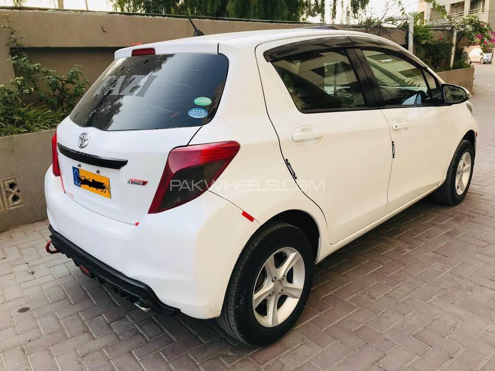 Toyota Vitz 2012 for Sale in Sadiqabad Toyota Vitz 2012 for Sale in Sadiqabad Image-7