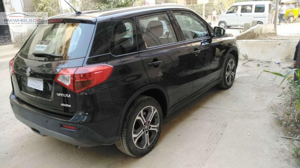 Suzuki Vitara 2018 for Sale in Karachi Suzuki Vitara 2018 for Sale in Karachi Image-4