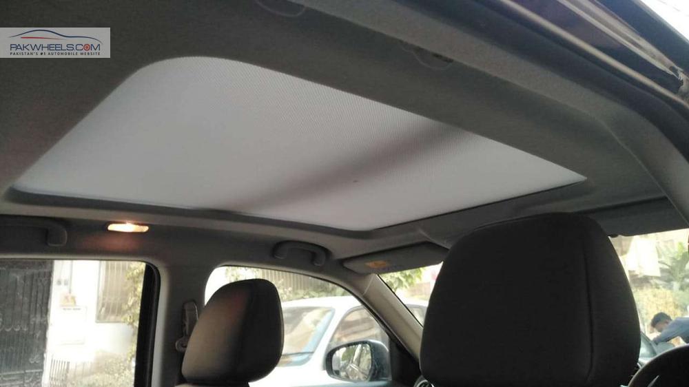 Suzuki Vitara 2018 for Sale in Karachi Suzuki Vitara 2018 for Sale in Karachi Image-11