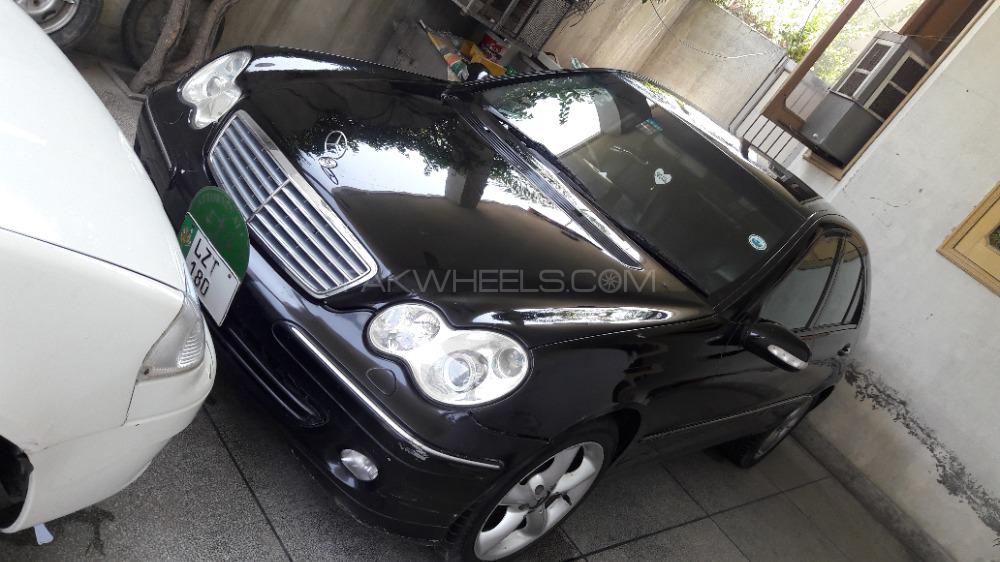 Mercedes Benz C Class 2005 for Sale in Gujranwala Mercedes Benz C Class 2005 for Sale in Gujranwala Image-2