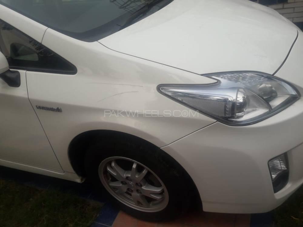 Toyota Prius 2011 for Sale in Lahore Toyota Prius 2011 for Sale in Lahore Image-7
