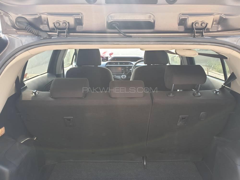 Toyota Aqua 2016 for Sale in Okara Toyota Aqua 2016 for Sale in Okara Image-12