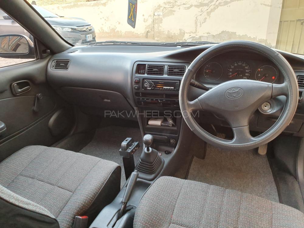 Toyota Corolla 2000 for Sale in Multan Toyota Corolla 2000 for Sale in Multan Image-3