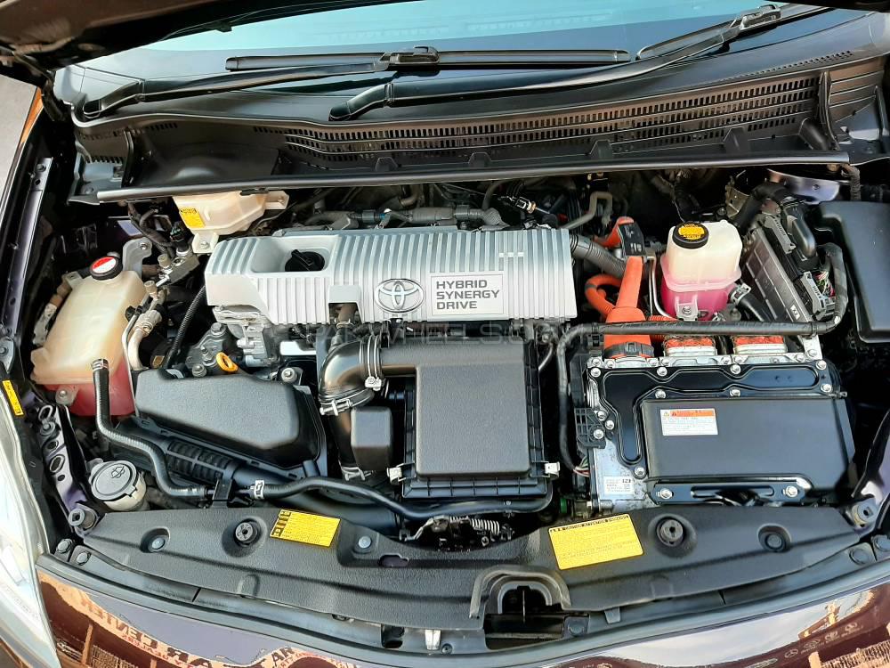 Toyota Prius 2014 for Sale in Peshawar Toyota Prius 2014 for Sale in Peshawar Image-11
