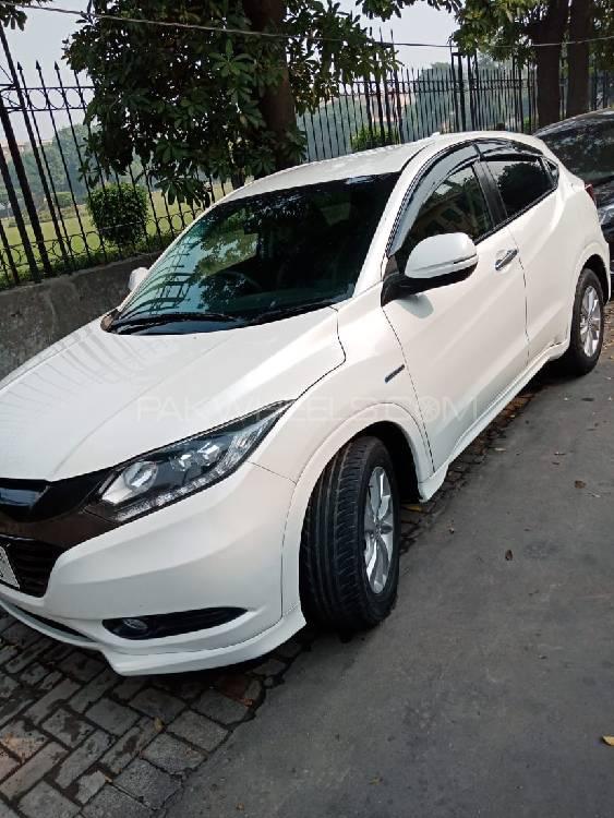 Honda Vezel 2014 for Sale in Gujranwala Honda Vezel 2014 for Sale in Gujranwala Image-3