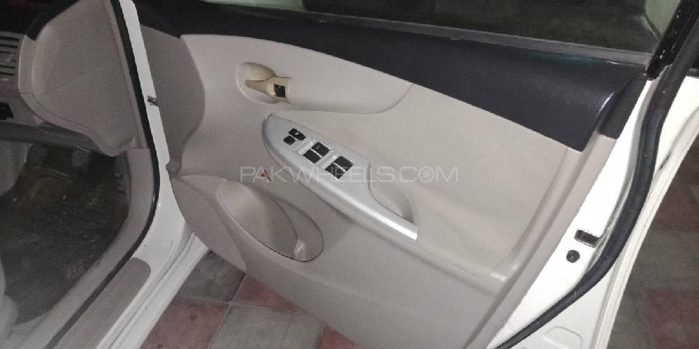 Toyota Corolla 2014 for Sale in Lahore Toyota Corolla 2014 for Sale in Lahore Image-9
