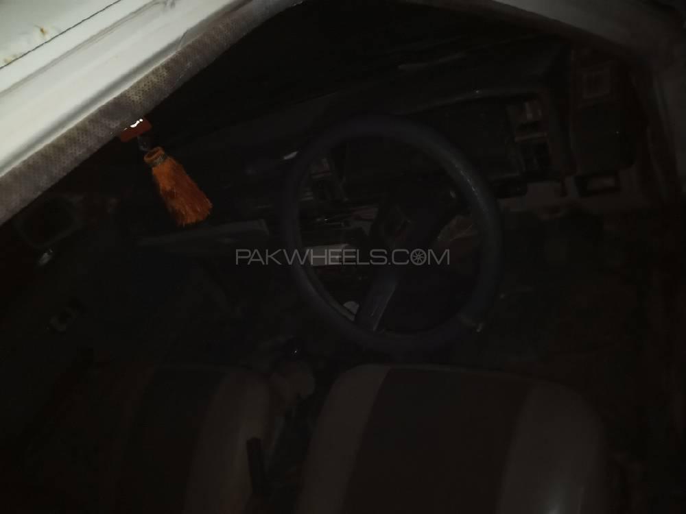 Toyota Corolla 1986 for Sale in Lahore Toyota Corolla 1986 for Sale in Lahore Image-8