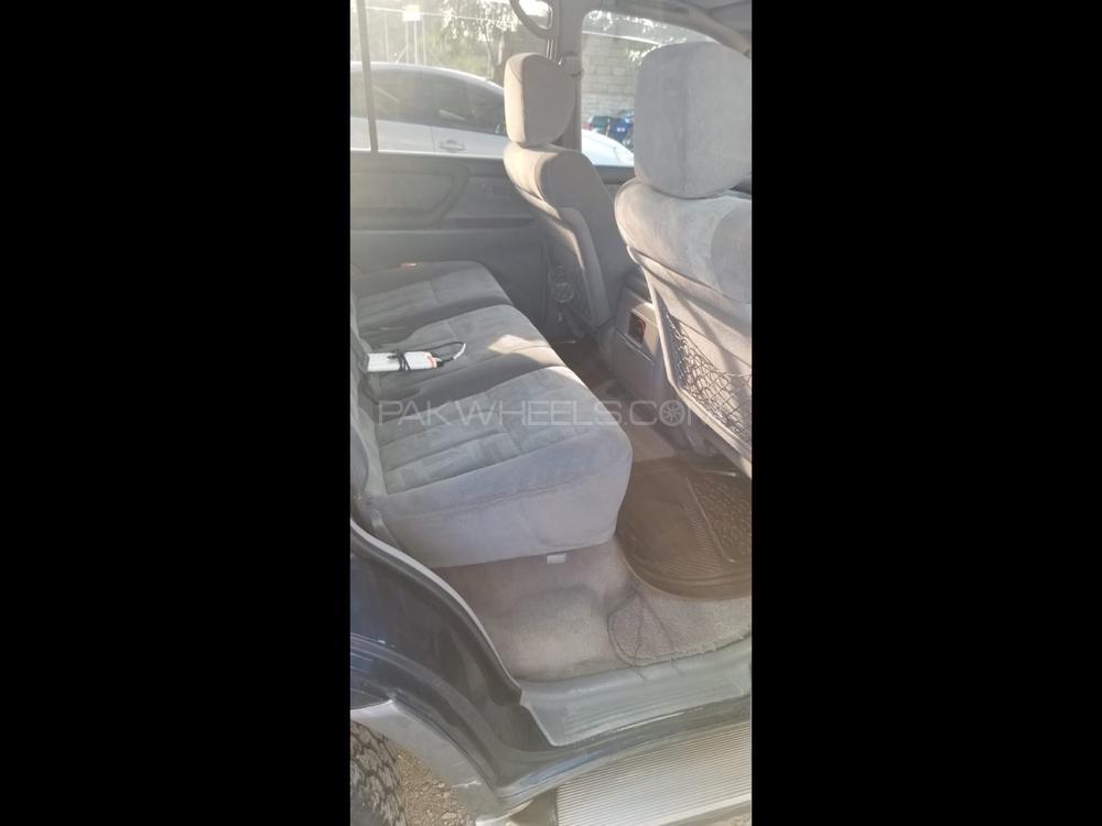 Toyota Land Cruiser 1999 for Sale in Nowshera Toyota Land Cruiser 1999 for Sale in Nowshera Image-11