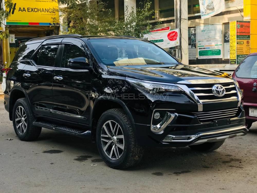 Toyota Fortuner 2018 for Sale in Islamabad Toyota Fortuner 2018 for Sale in Islamabad Image-3