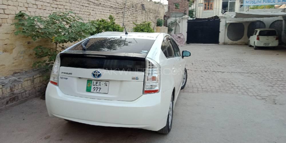 Toyota Prius 2010 for Sale in Peshawar Toyota Prius 2010 for Sale in Peshawar Image-7