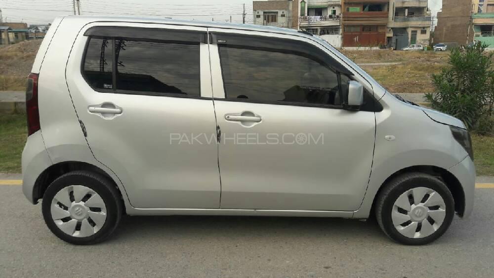 سوزوکی ویگن آر 2015 for Sale in پشاور سوزوکی ویگن آر 2015 for Sale in پشاور Image-8