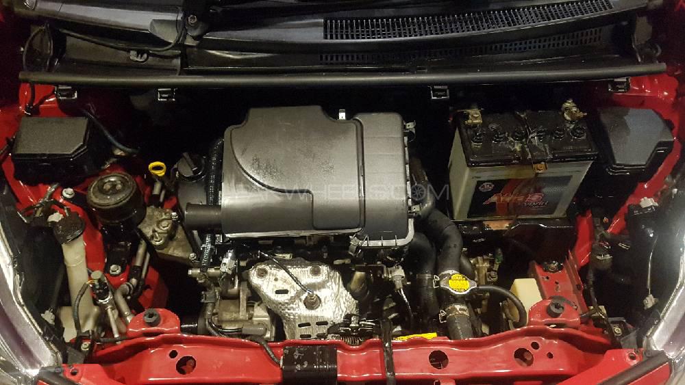 Toyota Vitz 2013 for Sale in Lahore Toyota Vitz 2013 for Sale in Lahore Image-6